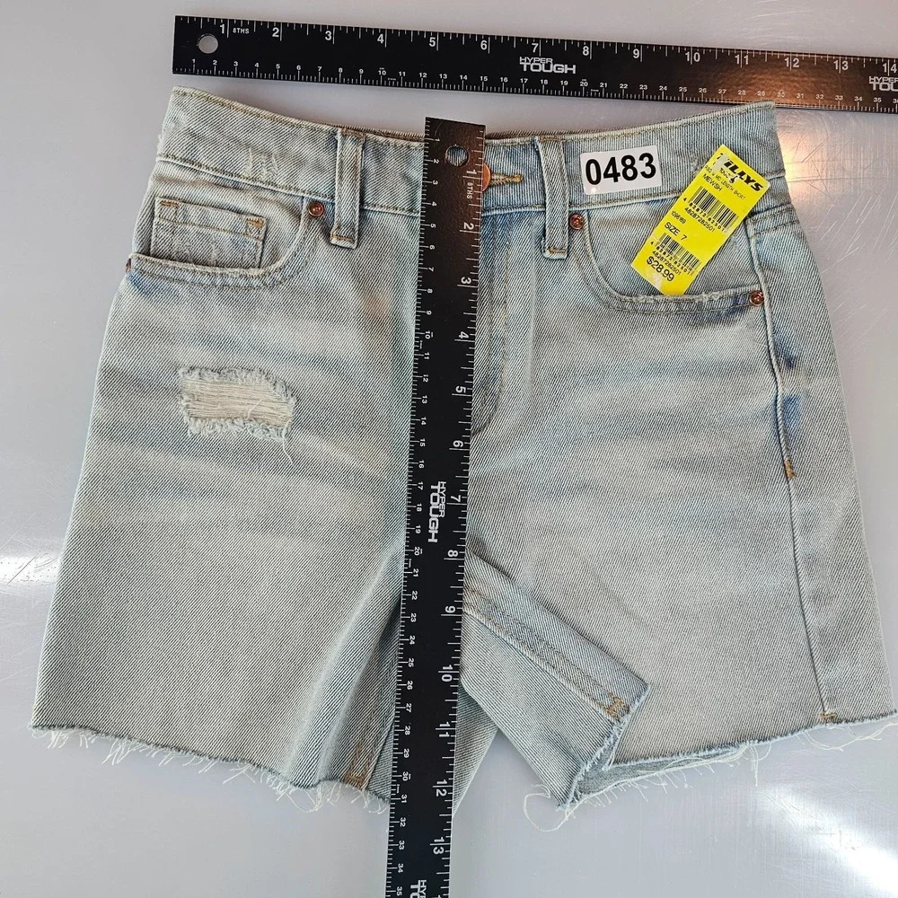 RSQ Girl Denim Shorts 7 Mid Length Short Fray Tilly Med Wash GD1006 NWT - Picture 7 of 13